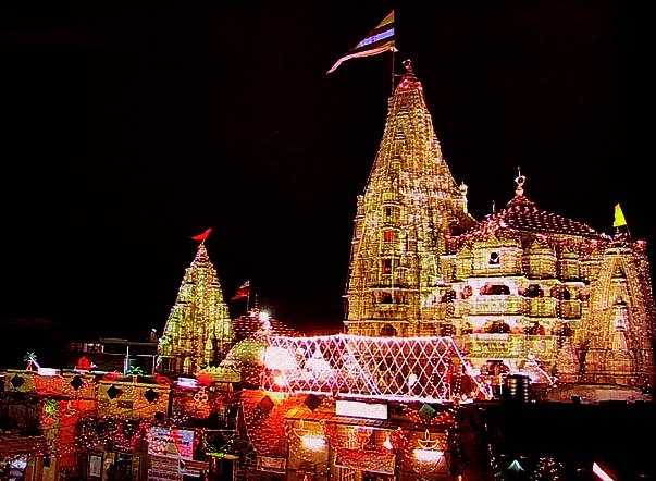 Dwarkadheesh Temple Trust issues Clarification on VIP and Priority Darshan Fraud