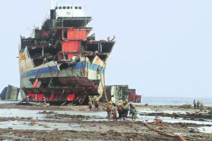 Gujarat Maritime Board Announces Amendments to Ship Recycling Regulations