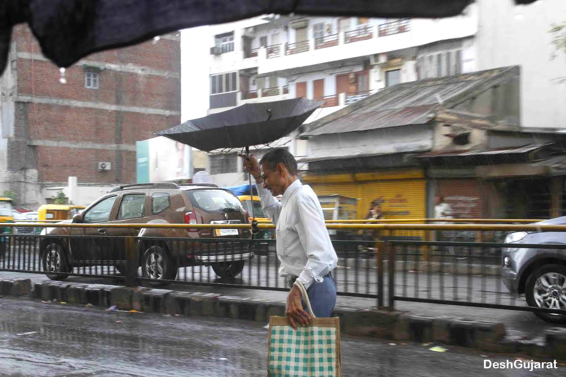 IMD forecasts return of heavy rain in some districts of Gujarat from July 12