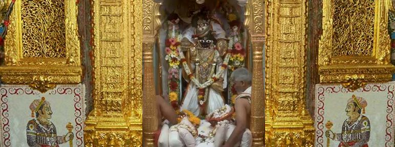 Online booking for offering clothes to Lord Ranchhodraiji at Dakor Temple begins