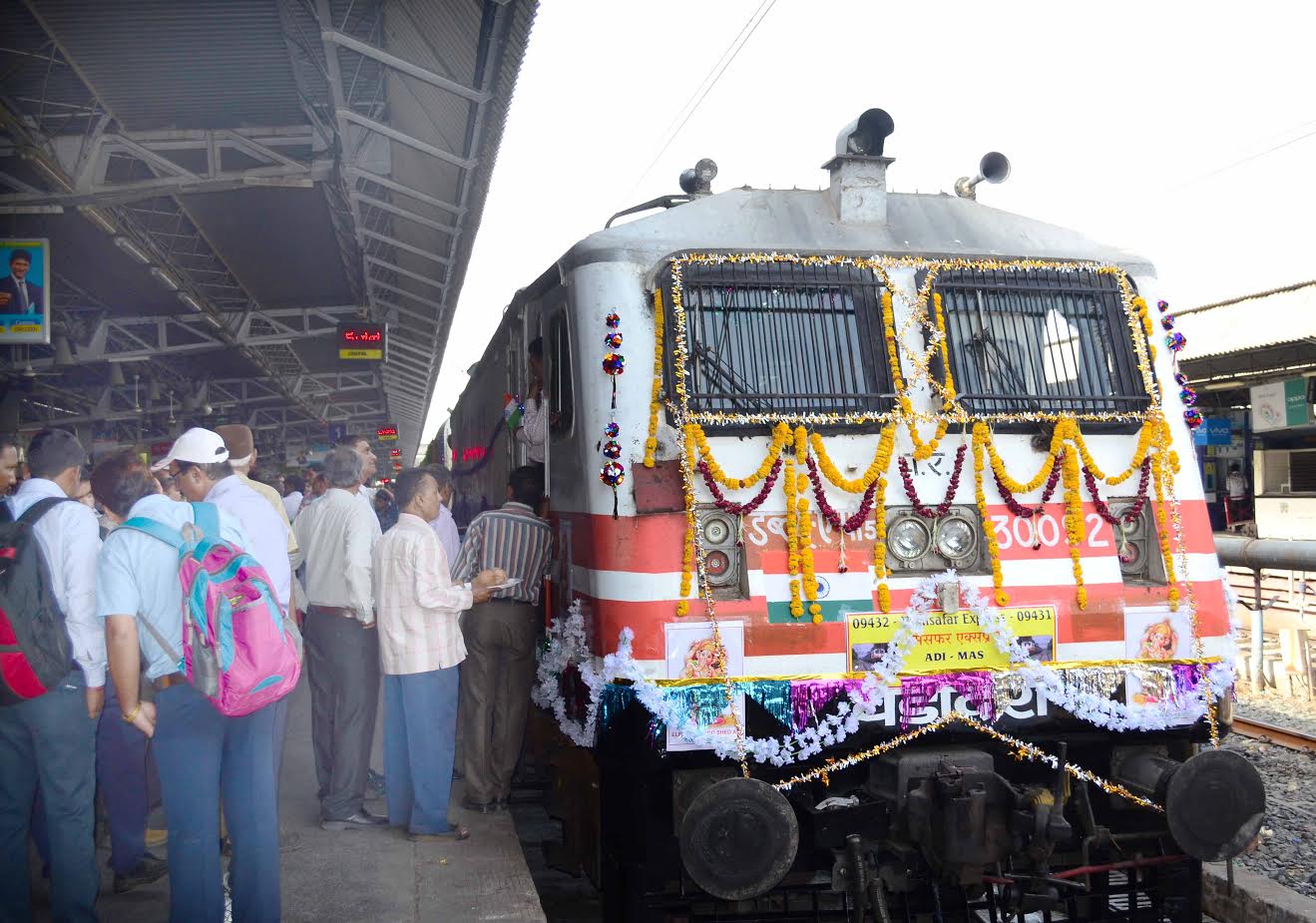 Western Railway to run special festive trains from Gujarat to meet demand in Diwali season