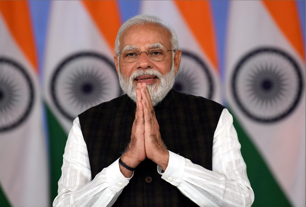 Shah Rukh, Akshay, Alia, Aamir and other Bollywood celebs extend birthday greetings to PM Modi